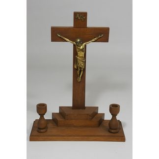 Kruisbeeld met kaarshouder